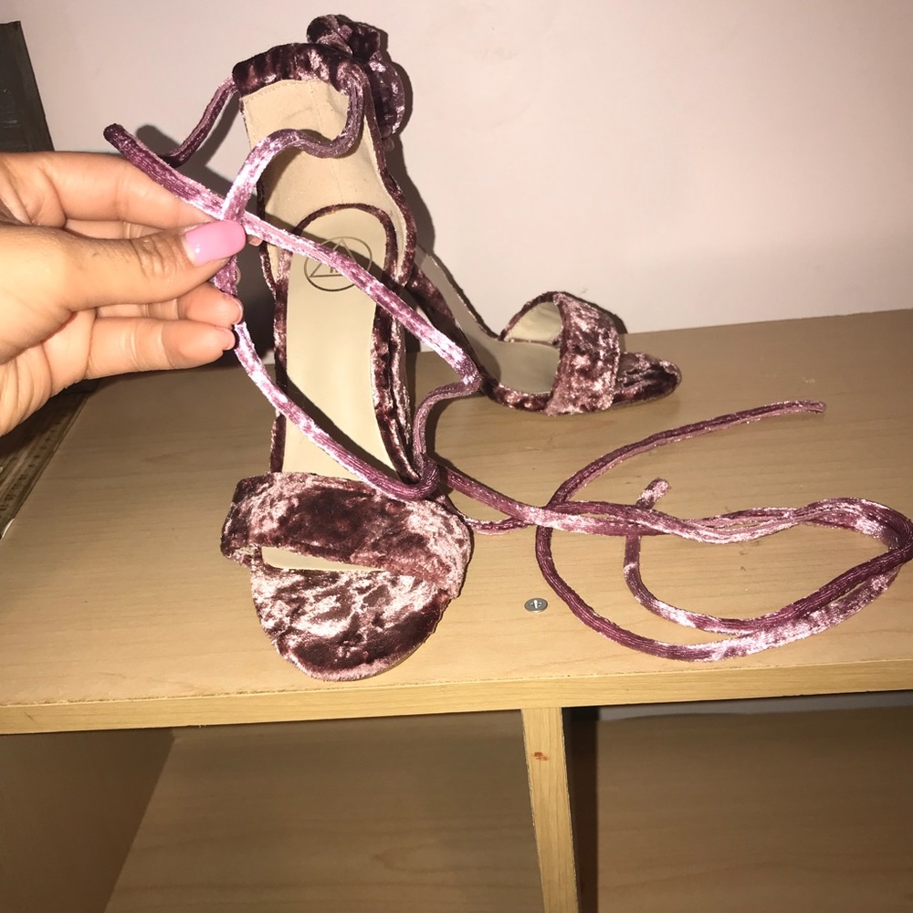 Misguide Heels - Picture 5 of 6